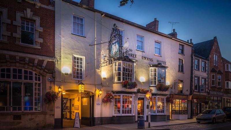 Three Swans Hotel